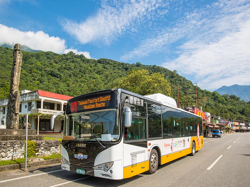 tour bus in taiwan