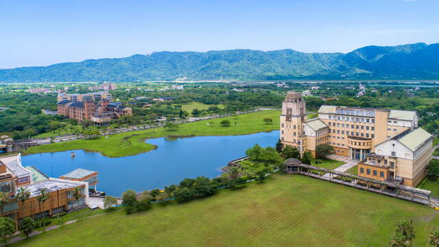 充滿歐風的東華大學是拍婚紗照的經典地方