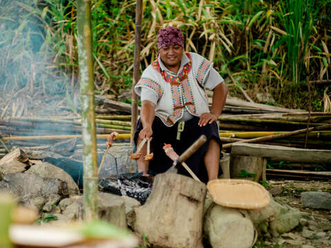 "East Rift Valley Festival - Tribal Food Paradise" 3D Tribal Food Tour