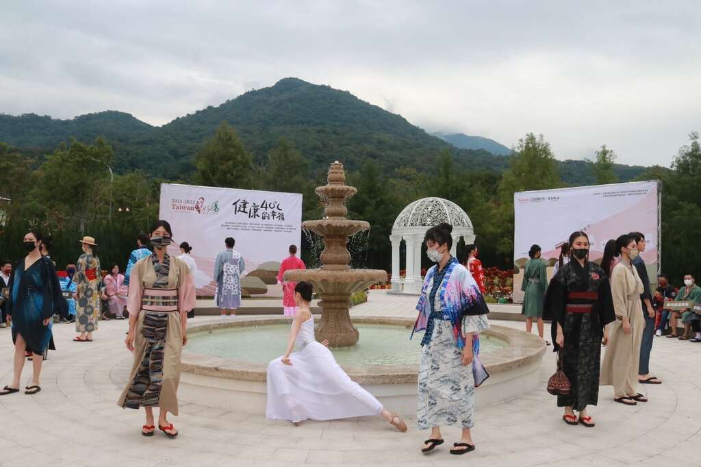 Hot Spring & Fine-Cuisine Carnival, warm and stylish hot spring travel!
