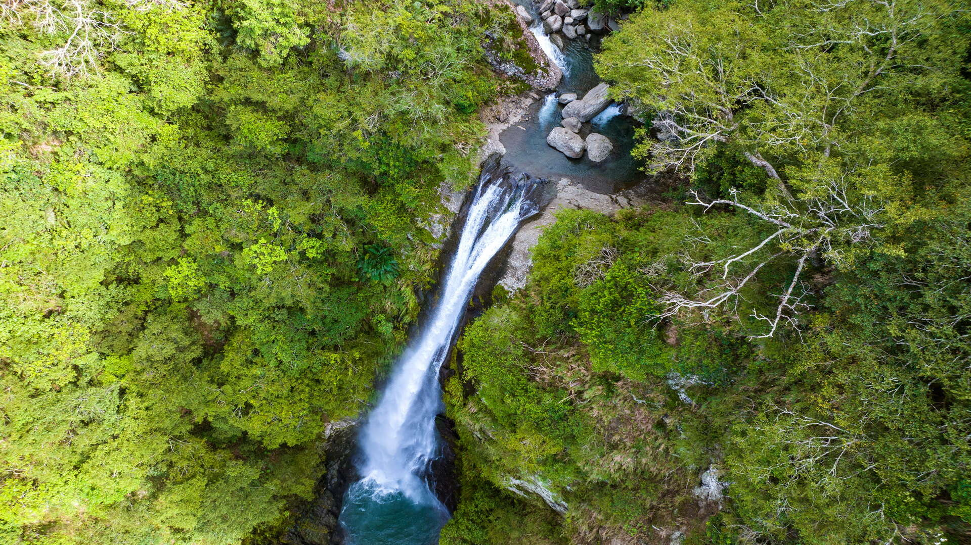 羅山瀑布－花東縦谷国家風景区 