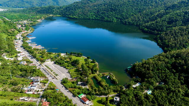 Liyu Lake