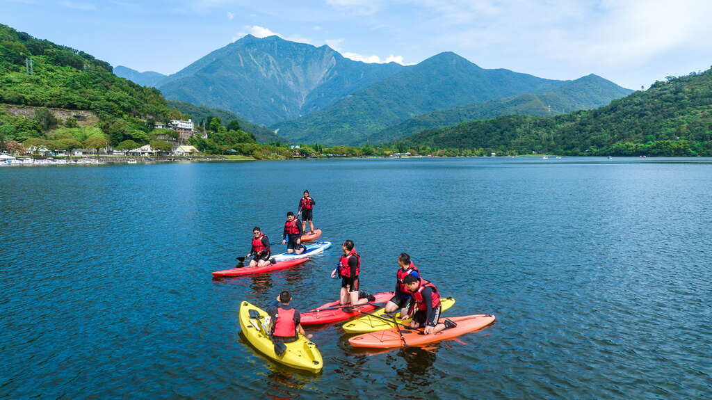 Liyu Lake