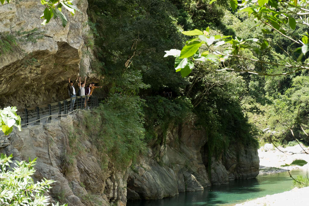 花東觀光圈East of Taiwan智慧觀光網站及PWA行動旅服_3