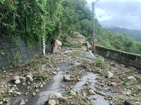 六十石山 產業道路1