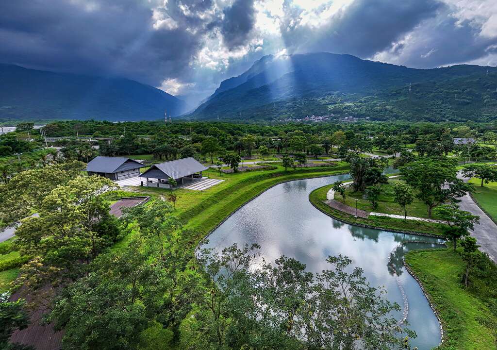 鳳林遊憩區 露營區水岸亮點(2)