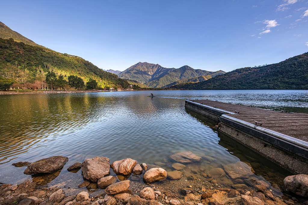 1.鯉魚潭潭區風景照