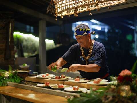 圖6-部落餐桌「嗡嗡私廚」周文軍