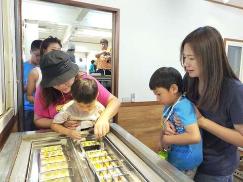 圖5-【體驗活動】春一枝-水果冰棒製作