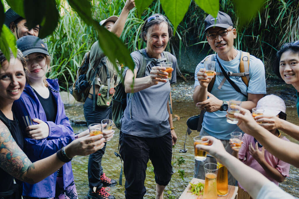 圖3-吉羽計畫工作室以茶葉選物與茶席美學為主軸,透過茶香串連旅人與縱谷山林的靜謐對話。