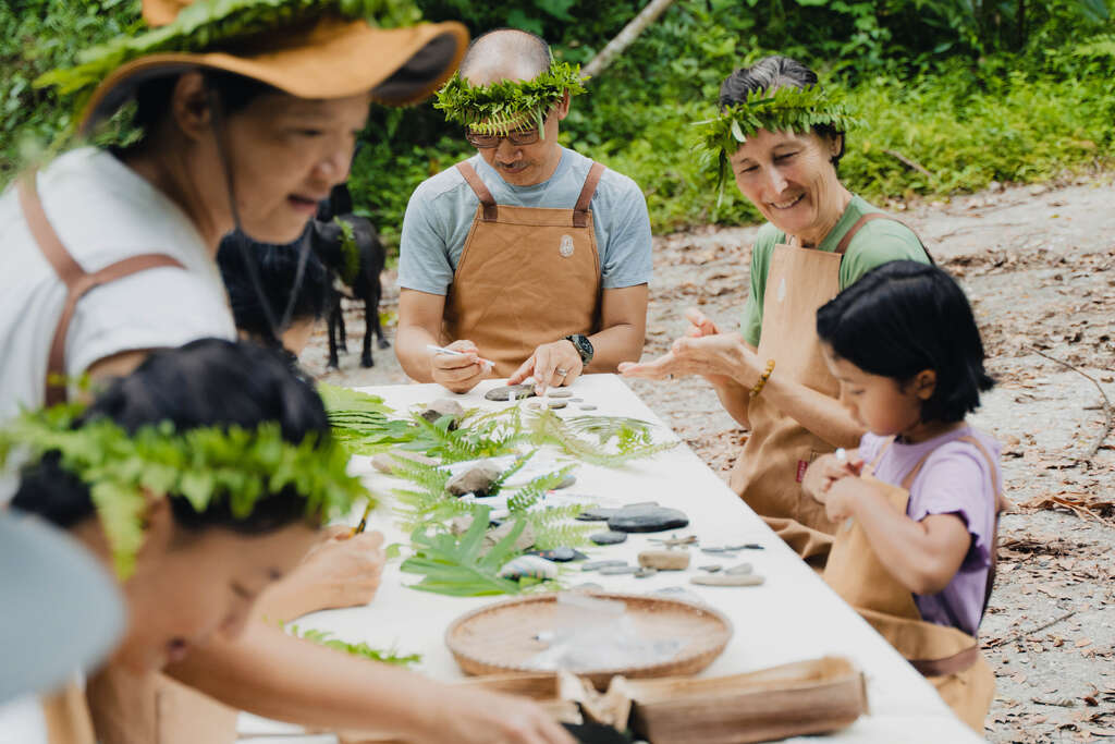 圖6-陶錫工藝以在地資源與手作技藝展現縱谷工藝之美，為旅人開啟文化觸感的第一扇門。