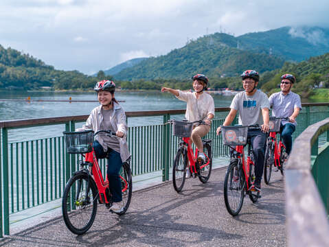 鯉魚潭環潭自行車道