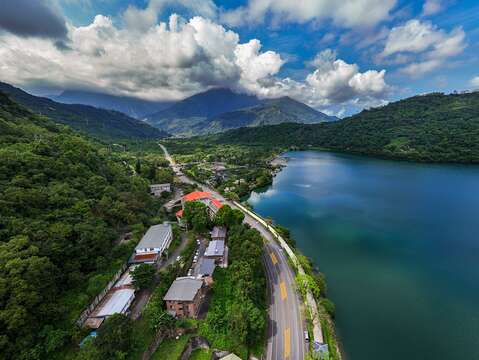 台九丙線上空拍花蓮鯉魚潭景緻