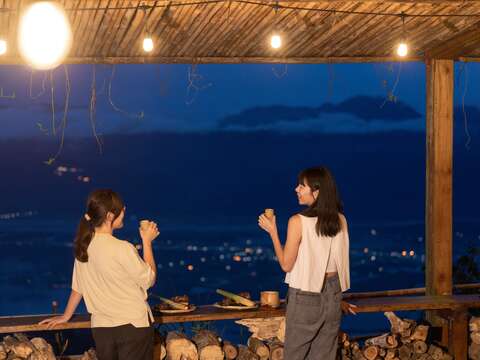 07. 品嚐布農傳統食材料理，俯瞰花東縱谷美麗夜景